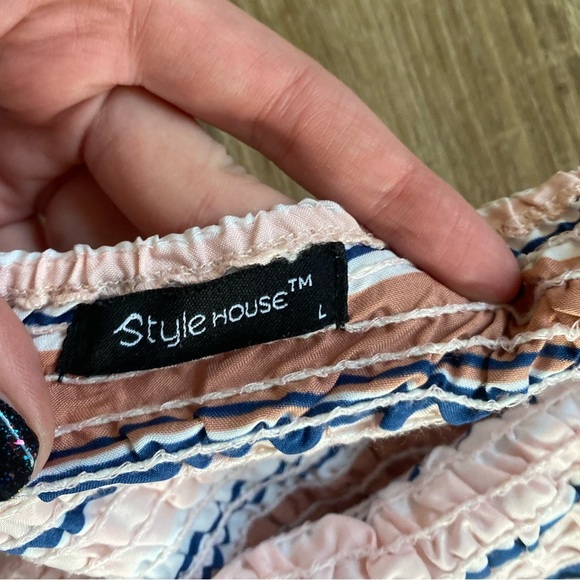 NWOT - Stylehouse Shirred Tube Top from The Buckle - Size Large - Picture 6 of 7